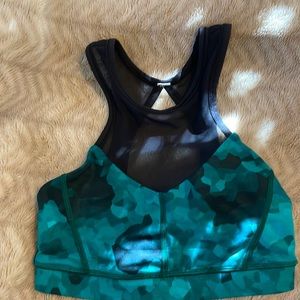 lululemon size 2 medium support sports bra